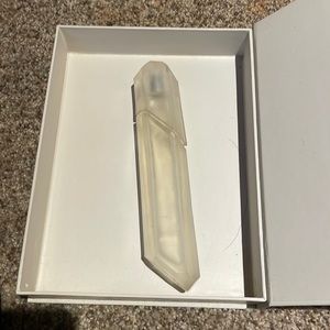 KKW, fragrance crystal gardenia odor perfume used